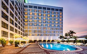 โรงแรม บางกอก พาเลซ